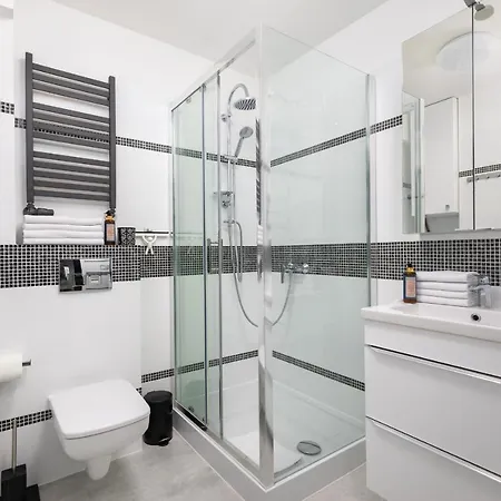 Apartment Rent Like - Plac Grzybowski 6 *